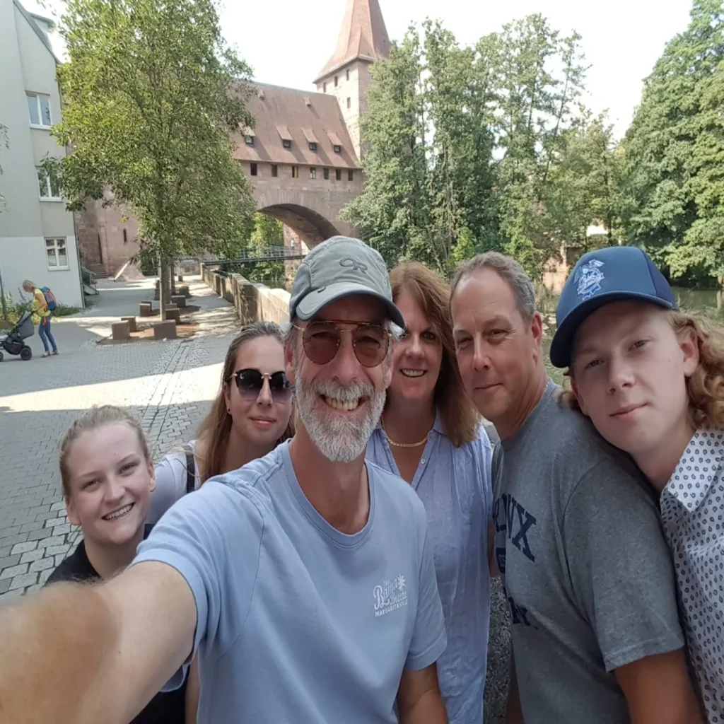 HappyTourCustomers at the Kettenbrucke